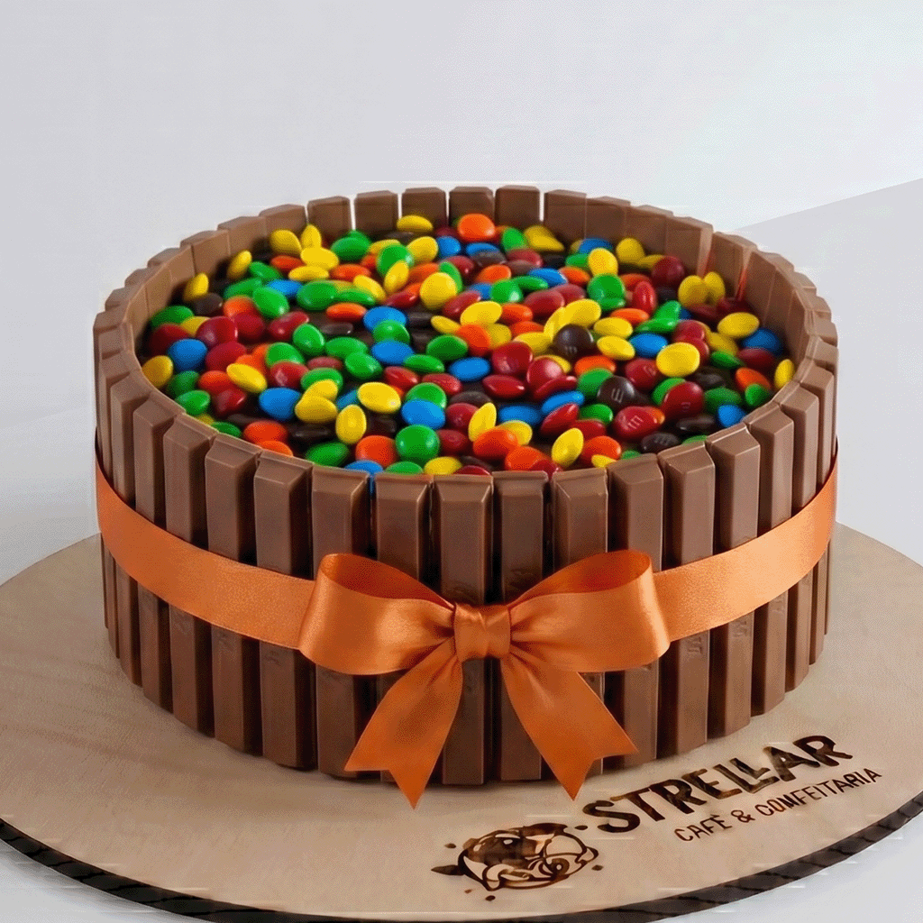 Torta Kit Kat (o recheio fica a sua escolha do cardápio)
